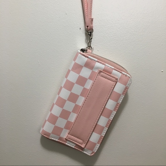 wild fable Handbags - Wild Fable Zip Wallet With Wristlet
